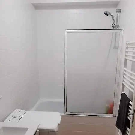 Apartment Magnifique T2 4 Personnes A 300m De La Avec Piscine Couverte Au Rdc *